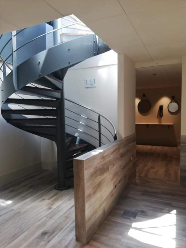Appartement Prive Dans Residence Balneo Aladin كوتيريه المظهر الخارجي الصورة